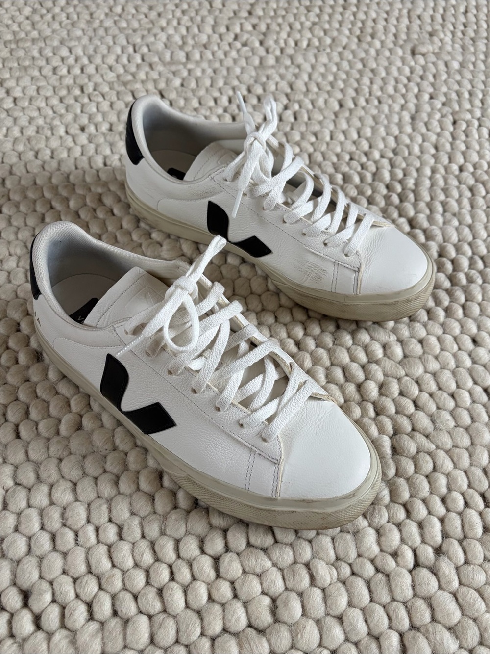 VEJA Women’s Leather Campo Sneakers Patterned White 41/US 10